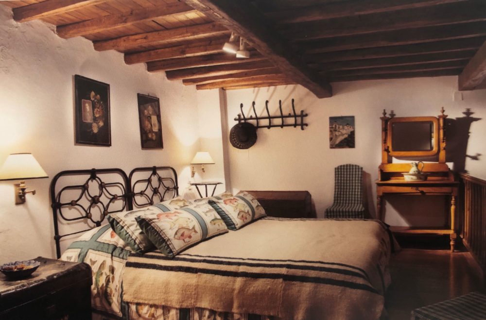 skopelos architecture petralia house